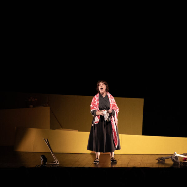 YUNTERA 013 600x600